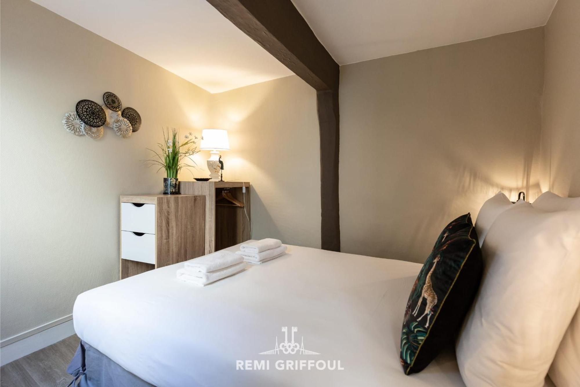 Emeraude Cozy Nest 3 Heart Of Historic District 2 Guests Appartement Honfleur