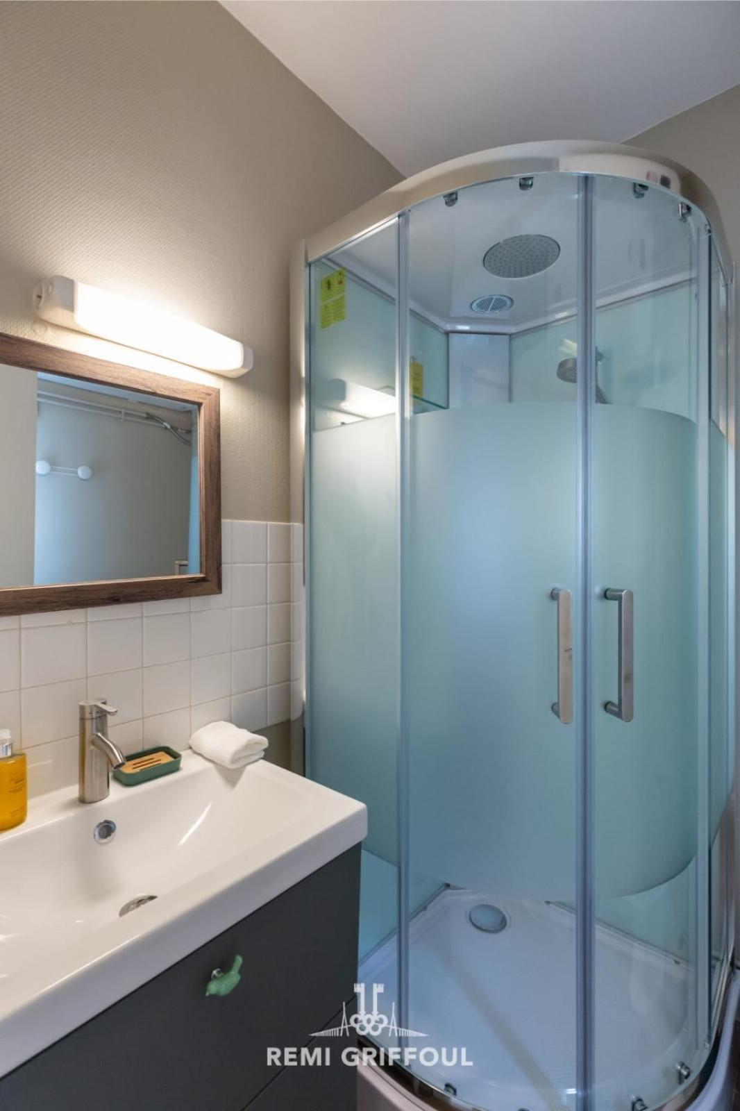 Emeraude Cozy Nest 3 Heart Of Historic District 2 Guests * Honfleur
